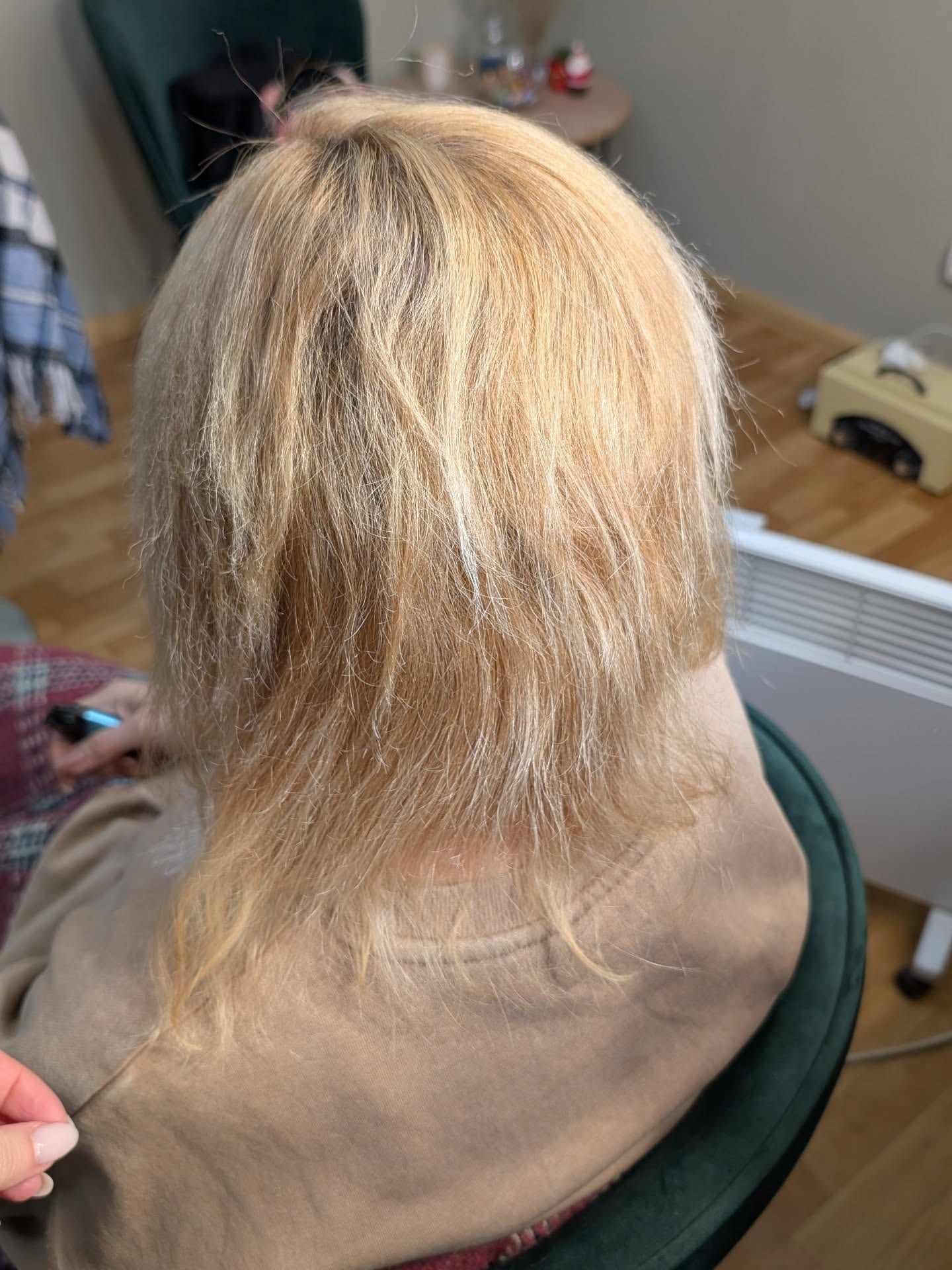 Корекція натурального волосся - До